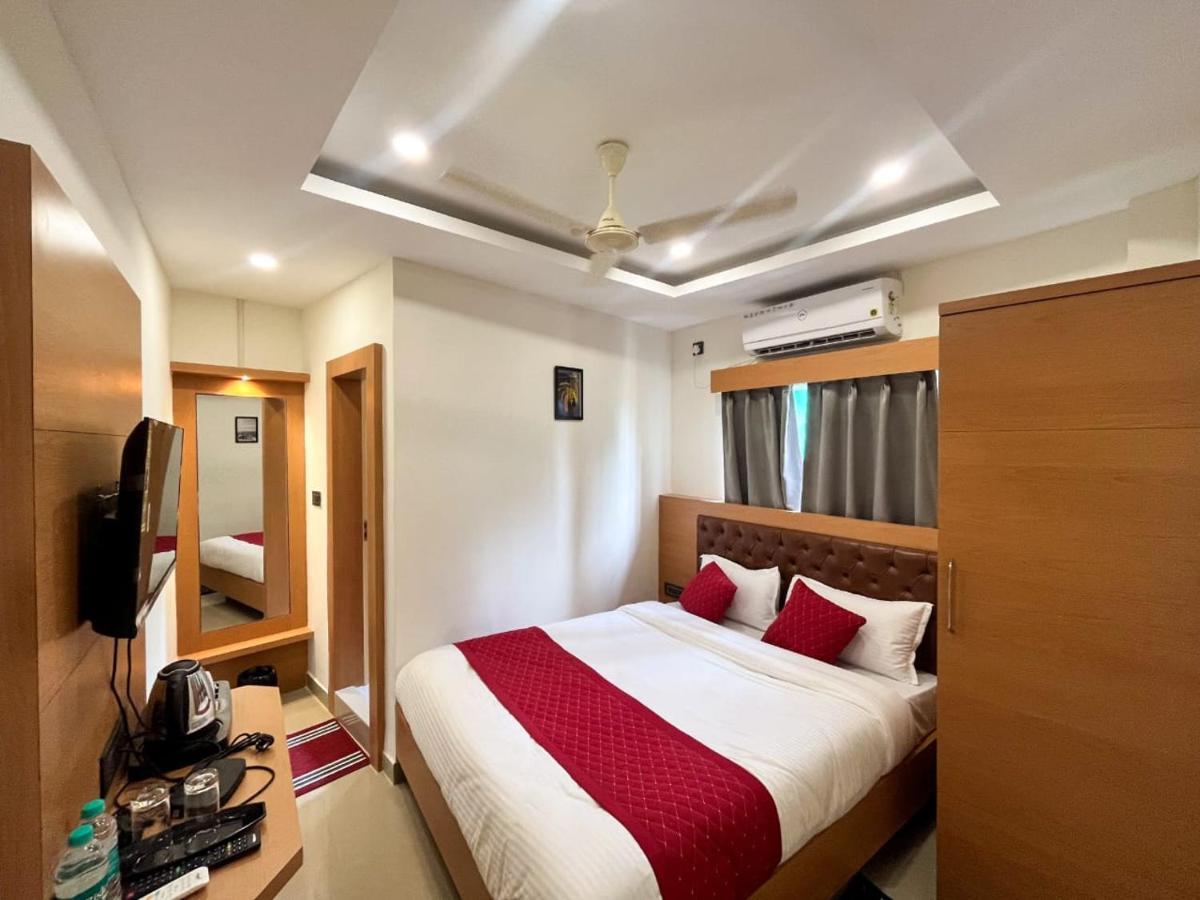 Air Valley Inn Guwahati Buitenkant foto